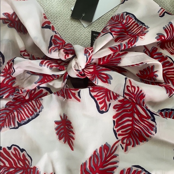 Flirty Girl Romper w/Pockets! - Picture 2 of 3